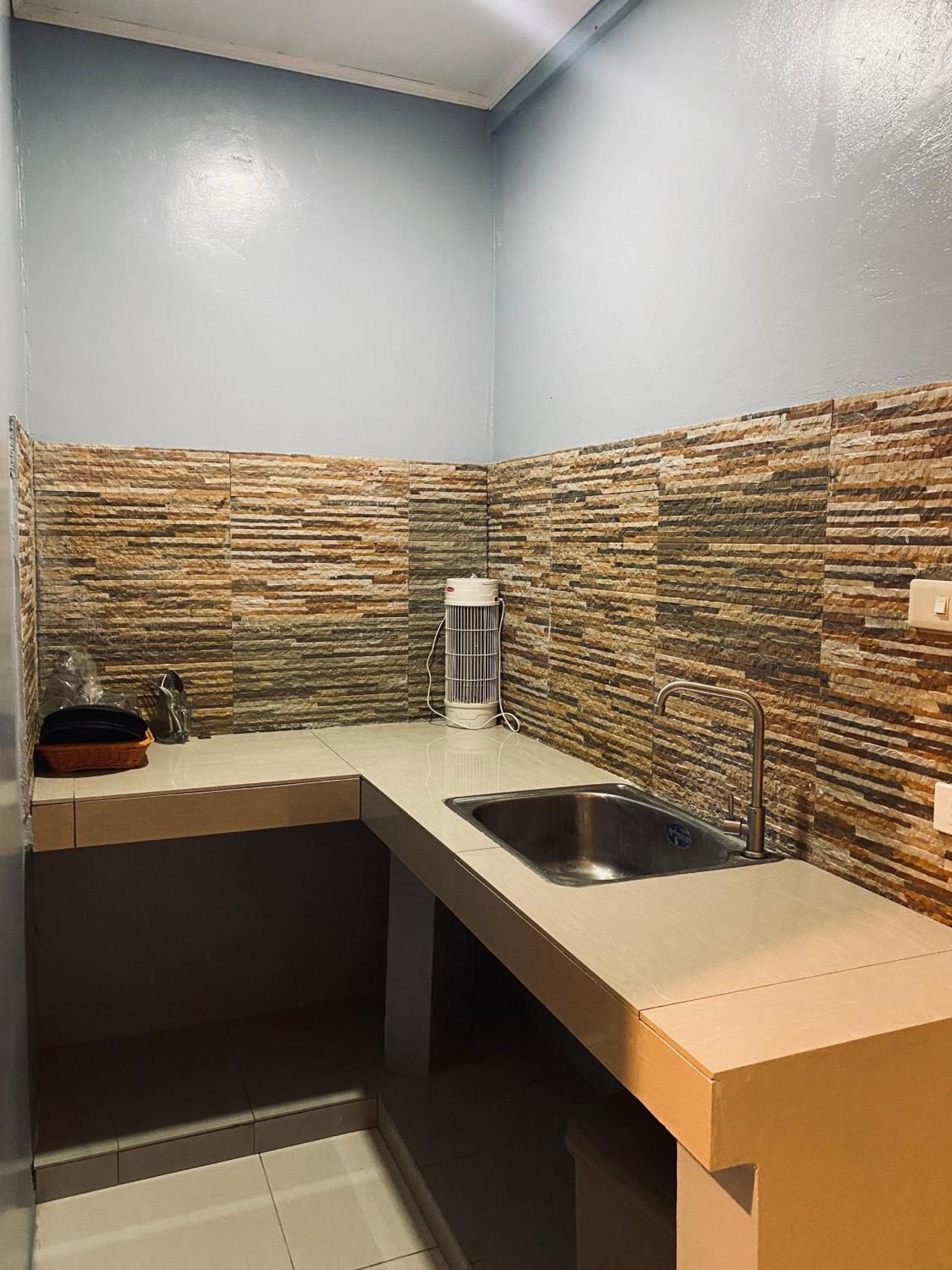 Lakayo Hillside Apartelle San Juan  Dış mekan fotoğraf